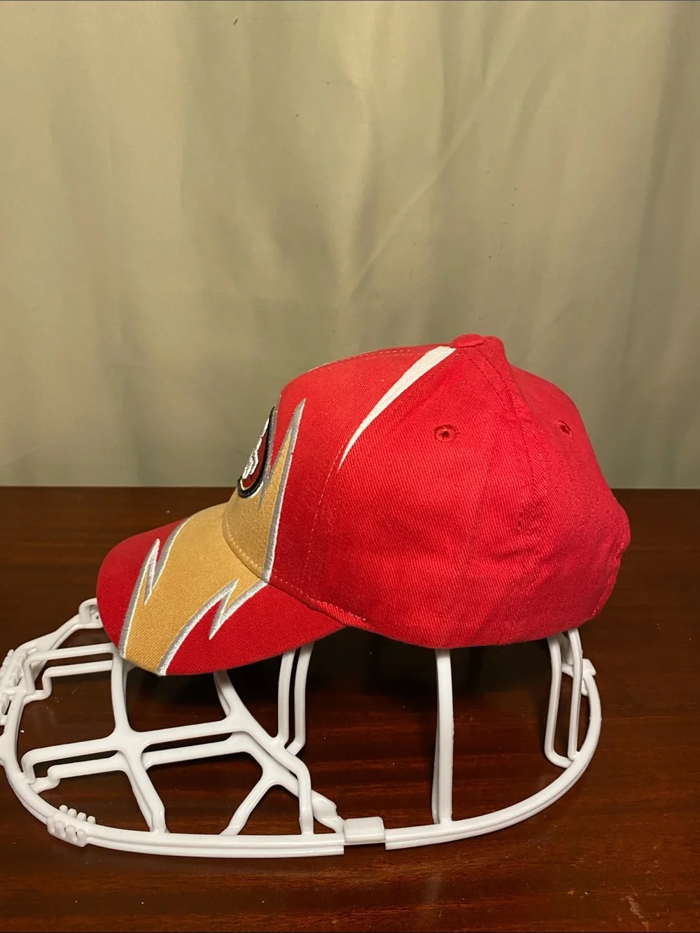 Vintage San Francisco 49ers Shark Tooth Team Reebok Embroidered Football Hat O/S